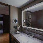 Buying The Right Beveled Mirror For Your Needs